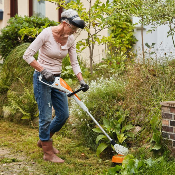 Аккумуляторный триммер STIHL FSA 45